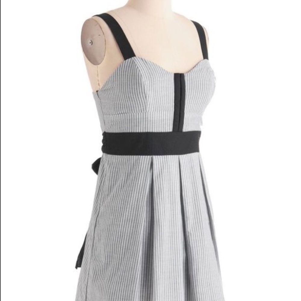 New Nottingham Your Average Girl Dress size 11